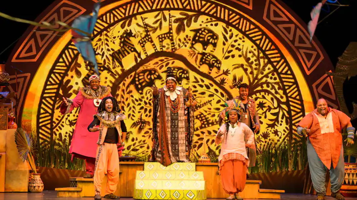 Lion King Performers onstage.